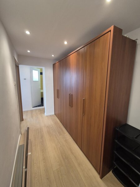 Lacul Tei, Teiul Doamnei